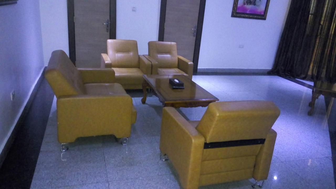 Immaculate Royal Int'L Hotel Owerri Zewnętrze zdjęcie